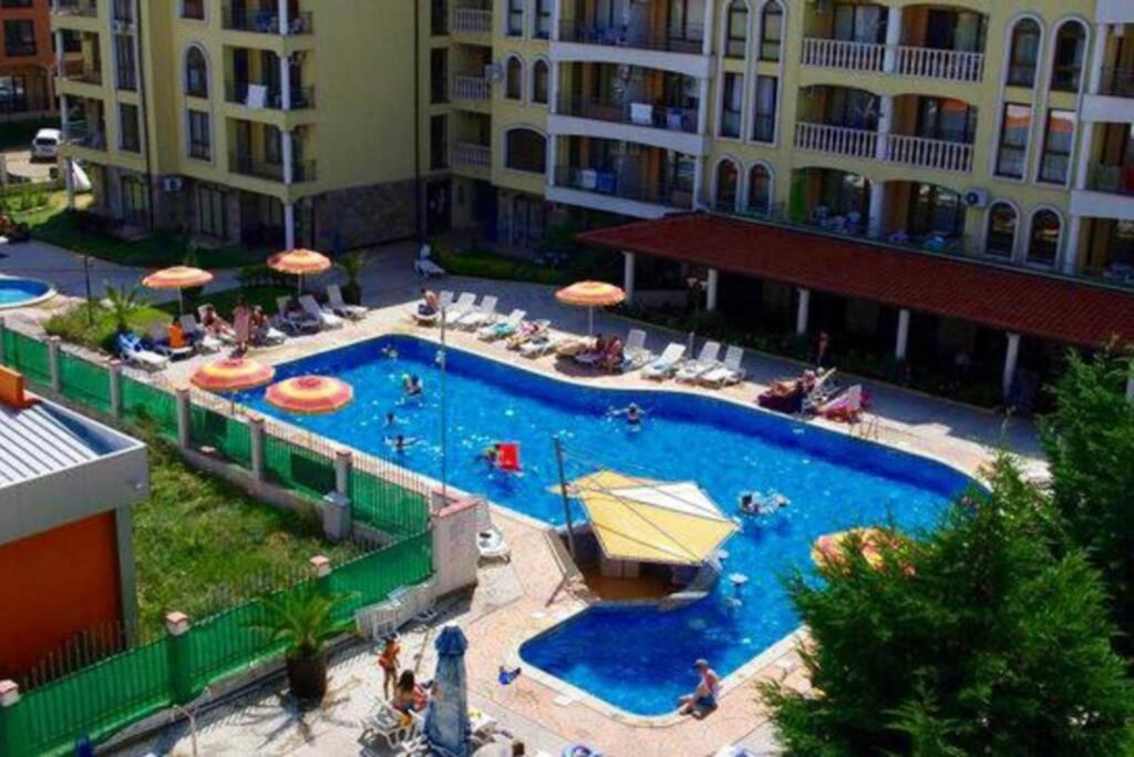 Уютные Апартаменты С Бассейном У Моря В Г. Солнечный Берег Sunny Beach Dış mekan fotoğraf